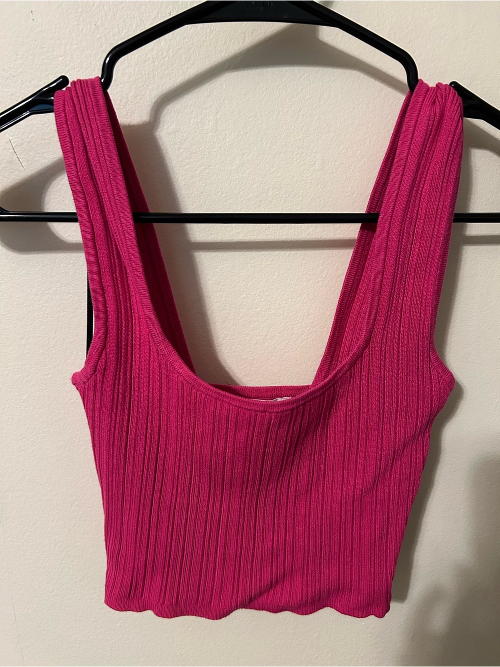 H&M pink cropped tank top